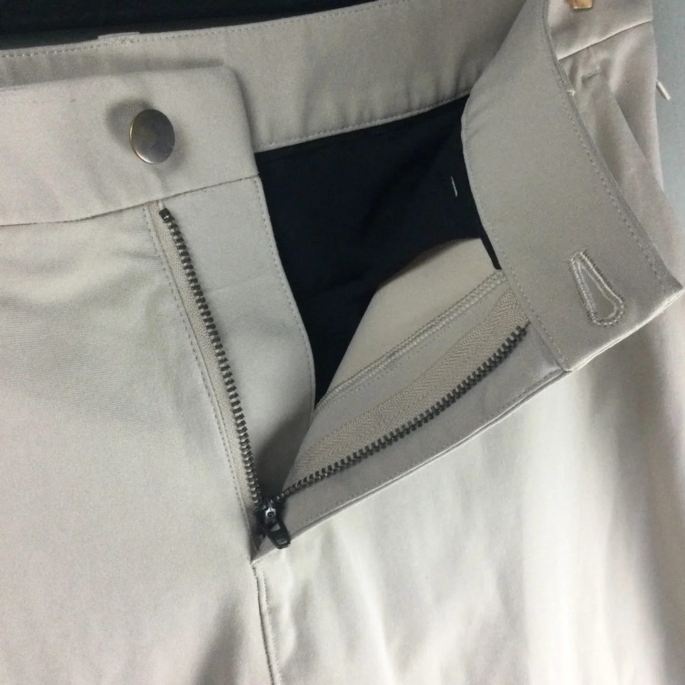 Lululemon ABC Classic Fit 28” Warpstreme Trench Khaki Trouser Size 34